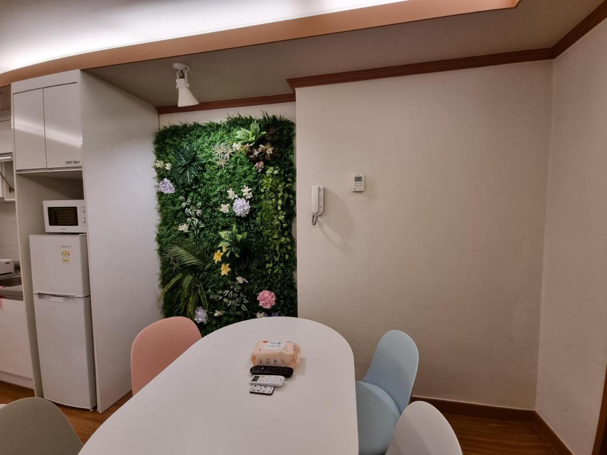 Complace H Seul Exterior foto
